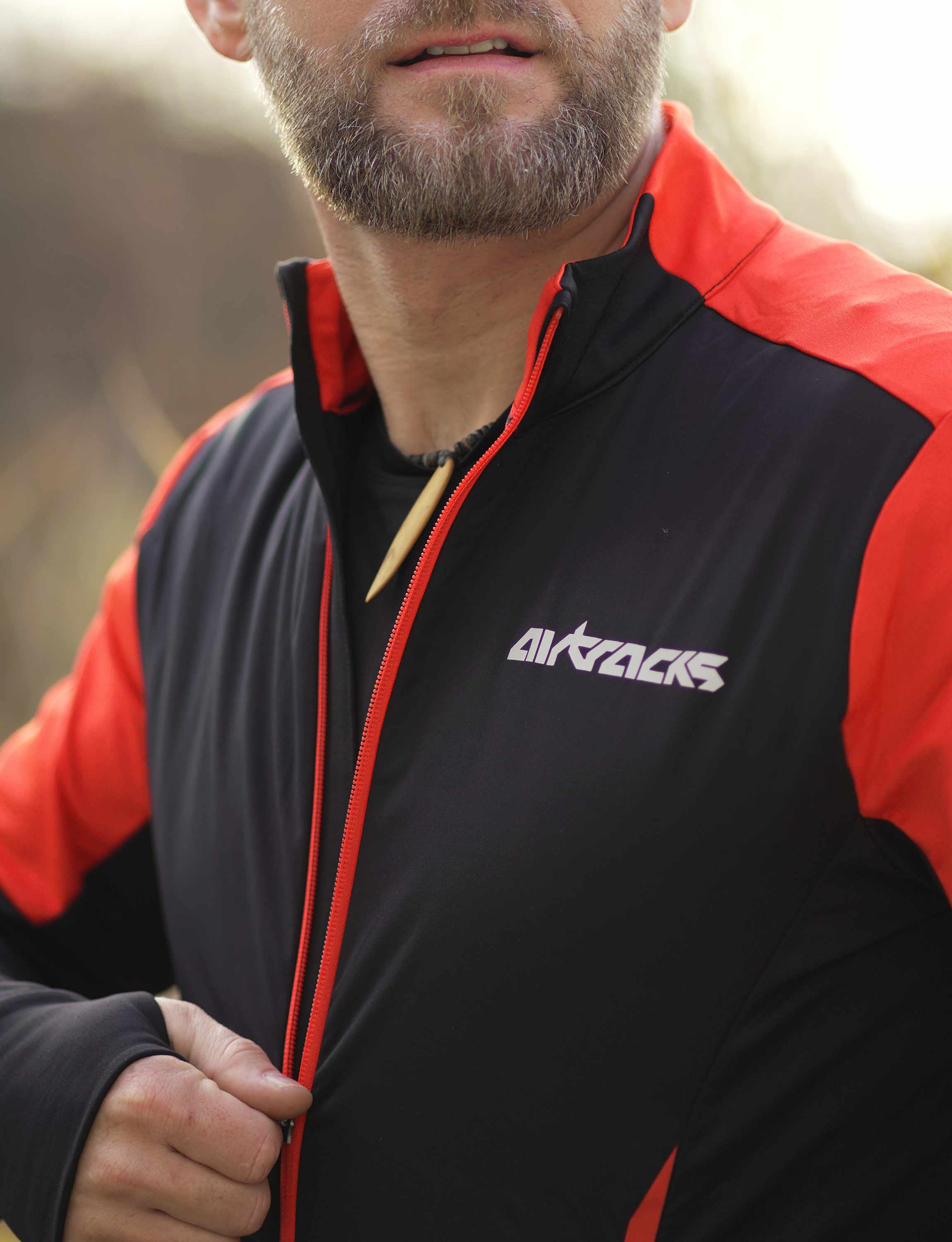 airtracks-pro-line-maillot-thermique-running-homme-manches-longues-noir-rouge image 3