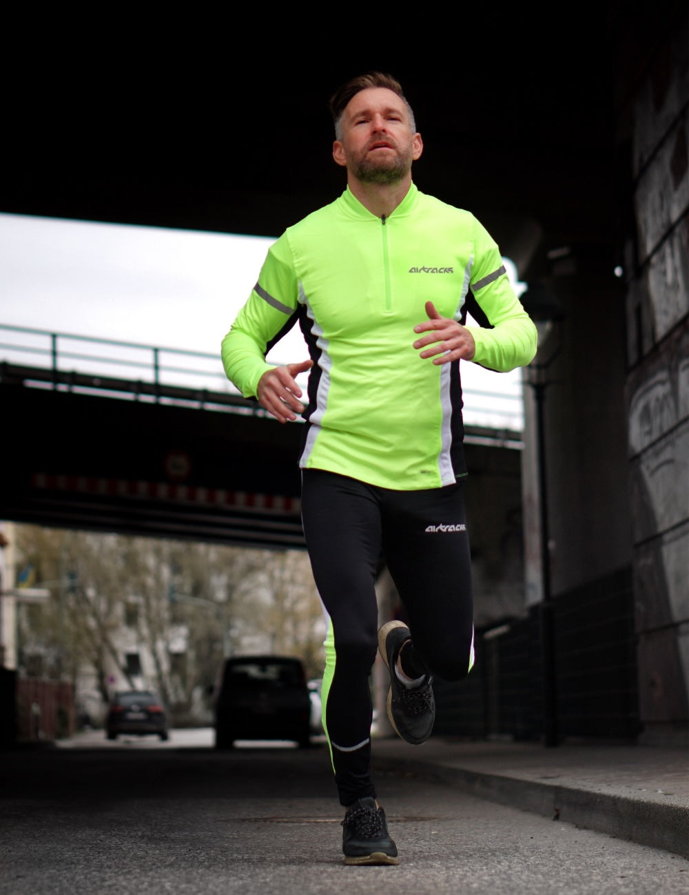 airtracks-v-tements-de-course-ensemble-running-hiver-noir-n-on image 1
