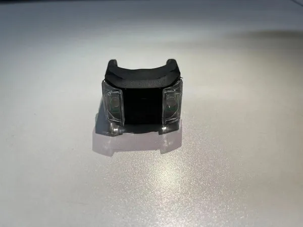 dyu-feu-arri-re-v-lo-led-amovible-rouge image 1